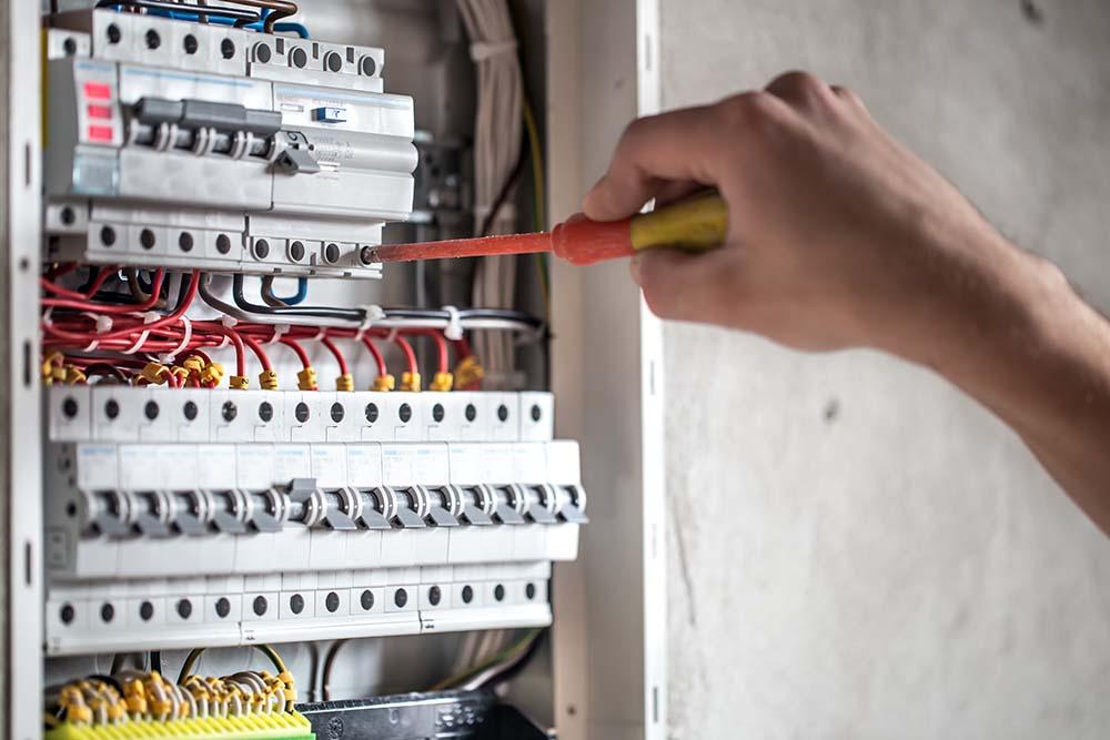 Find local electrician for consumer units services