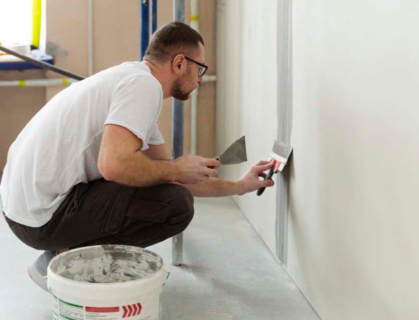 Find local Handyman for Drywall Repair Service